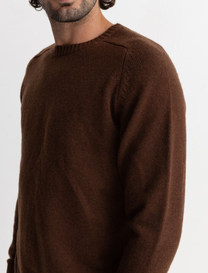 Sweater Hombre Classic Crew Knit - Chocolate