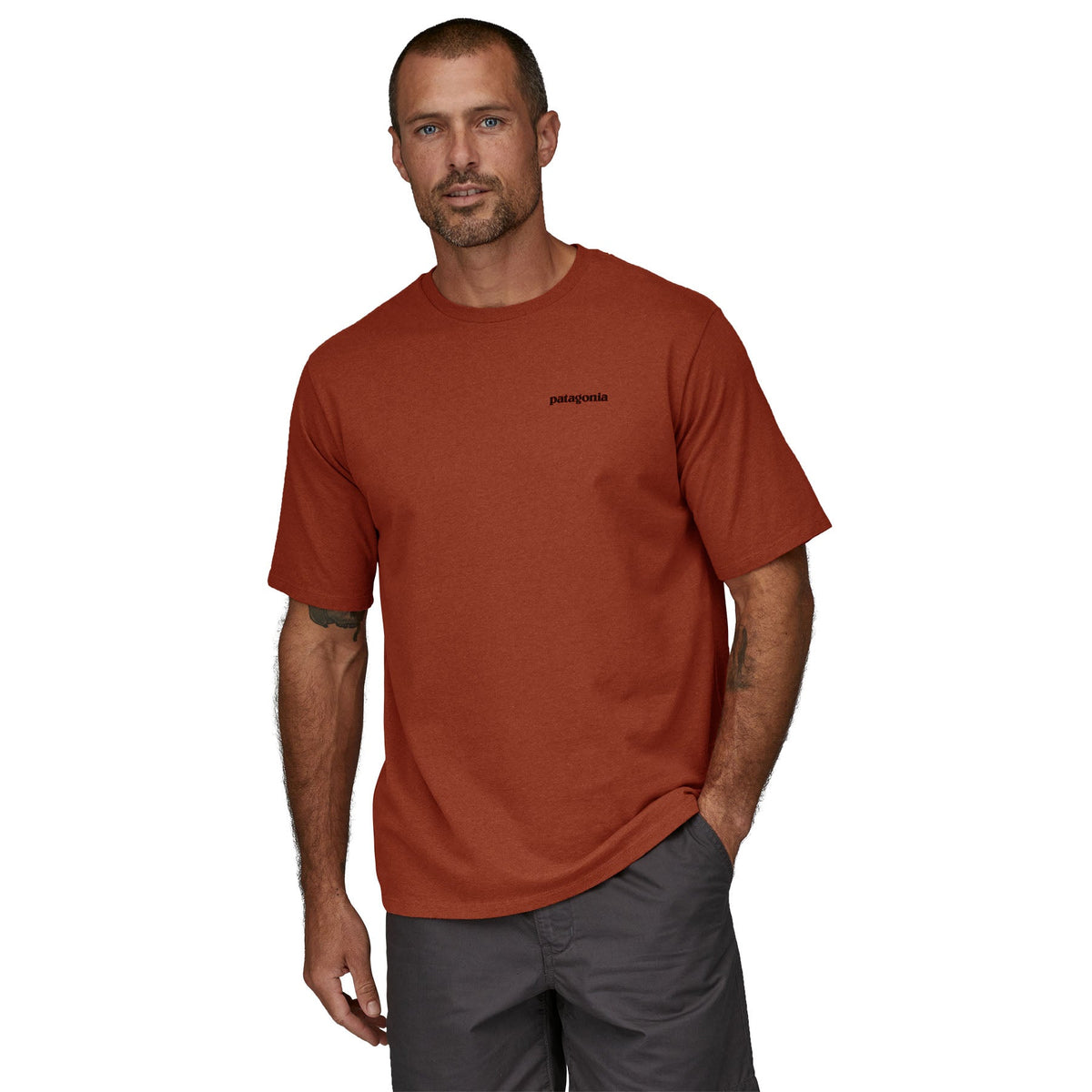 Polera Hombre P-6 Logo Responsibili-Tee® Quartz Coral