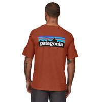 Polera Hombre P-6 Logo Responsibili-Tee® Quartz Coral