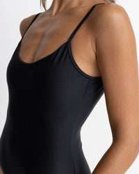 Traje de Baño Classic Minimal One Piece- Black