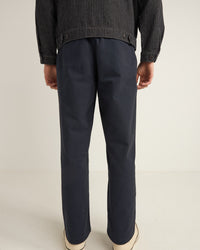 Pantalón Hombre Essential Twill Trouser - Graphite