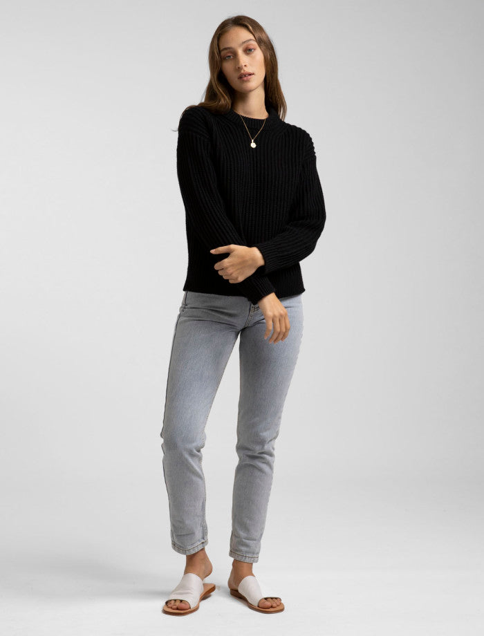 Sweater Mujer Classic Cable Knit Black