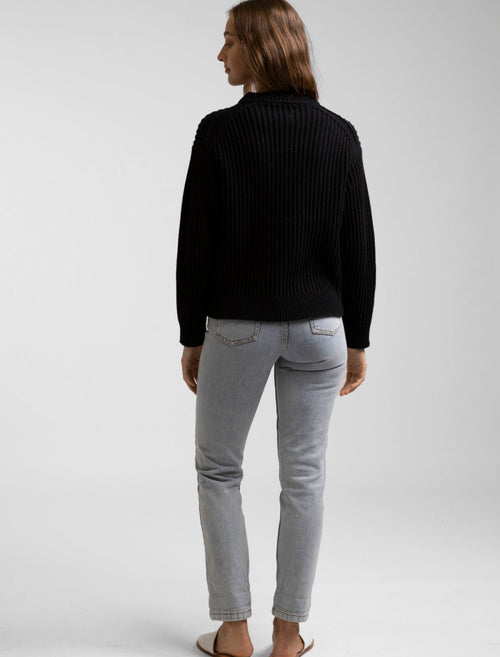 Sweater Mujer Classic Cable Knit Black