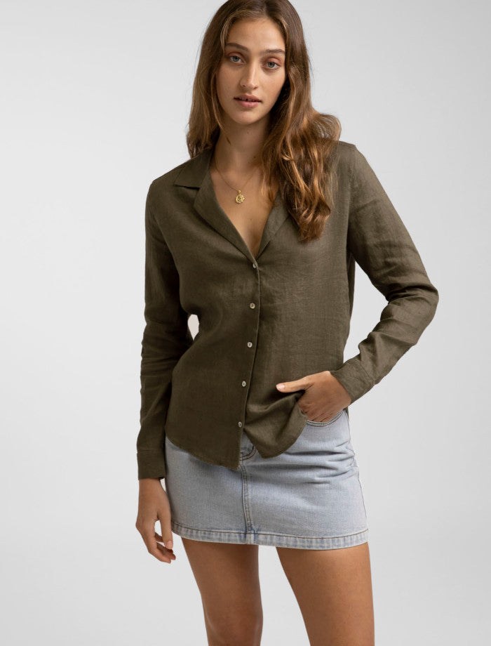 Blusa Mujer Classic Long Sleeve Olive Preppy Beach